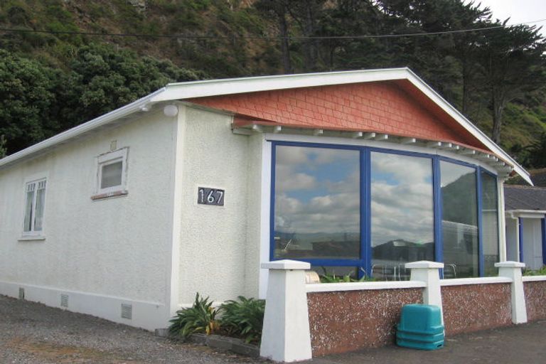 Photo of property in 167 Breaker Bay Road, Breaker Bay, Wellington, 6022