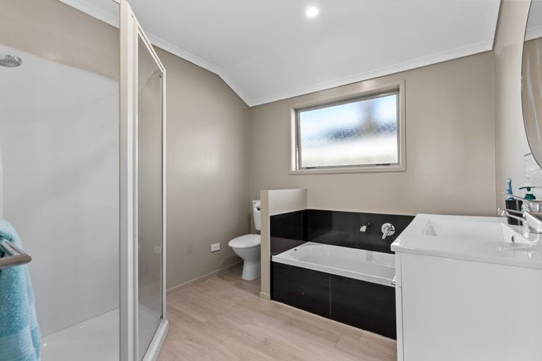 Photo of property in 6 Coby Sydney Drive, Bell Block, New Plymouth, 4312