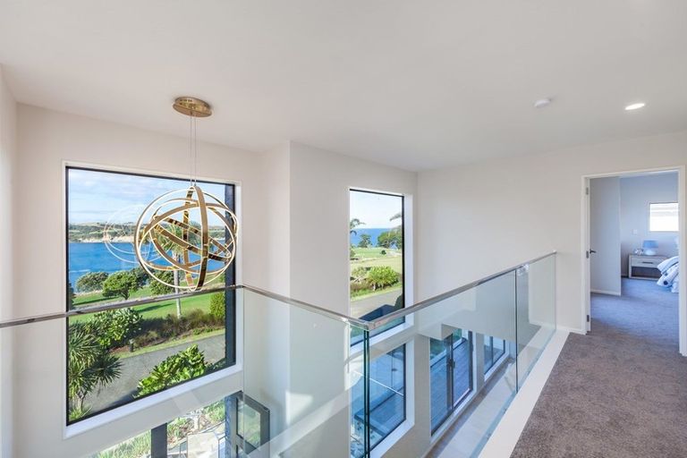 Photo of property in 11 Pacific Cliffs Drive, Gulf Harbour, Whangaparaoa, 0930