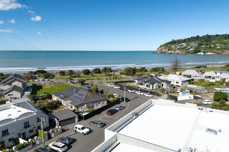 Photo of property in Admiralty Courts, 1/42 Marriner Street, Sumner, Christchurch, 8081