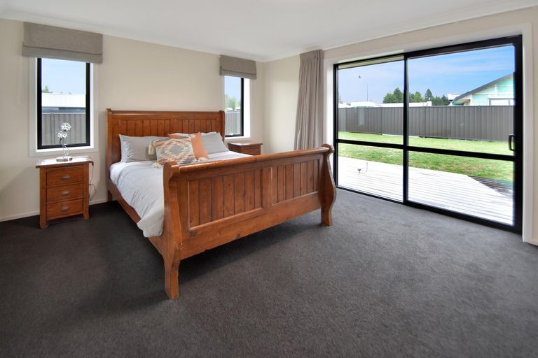 Photo of property in 8 Birch Hill Drive, Twizel, 7901