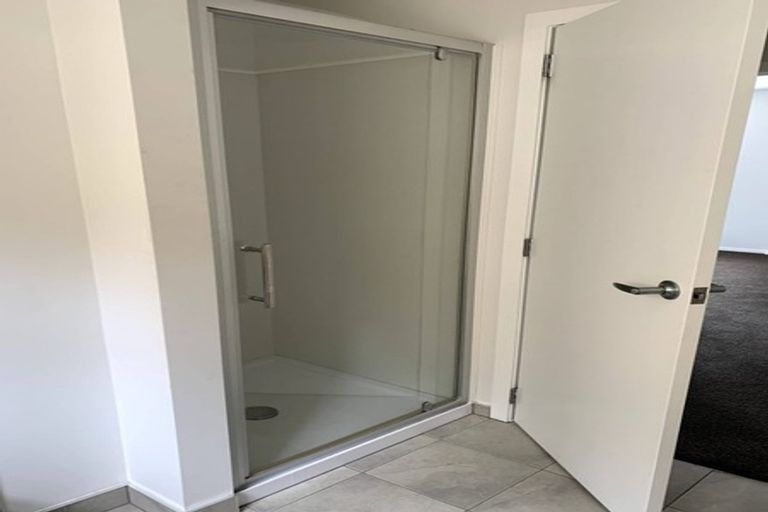 Photo of property in 451 Cambridge Terrace, Naenae, Lower Hutt, 5011