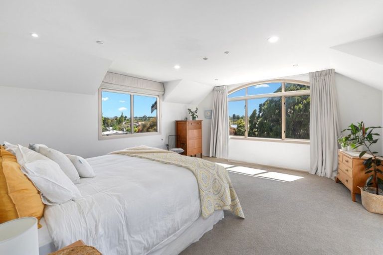 Photo of property in 228b Welcome Bay Road, Welcome Bay, Tauranga, 3112