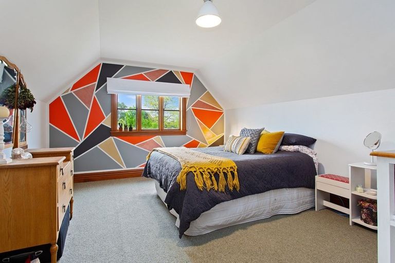 Photo of property in 21 Bank Street, Amberley, 7410