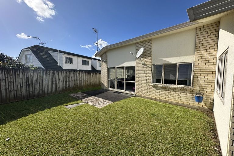 Photo of property in 2/700 Chapel Road, Dannemora, Auckland, 2016