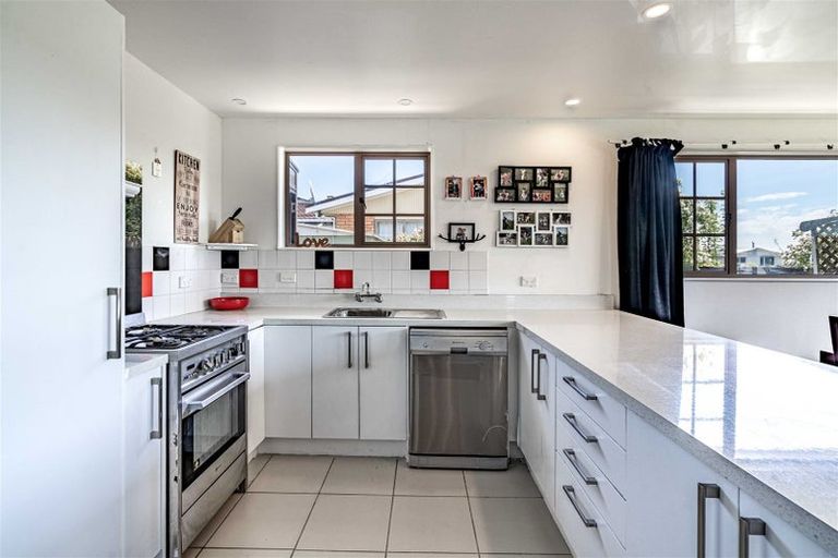 Photo of property in 78 Kildare View, Waikiwi, Invercargill, 9810