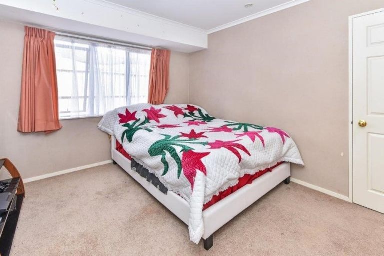 Photo of property in 7 Crannich Place, Wattle Downs, Auckland, 2103