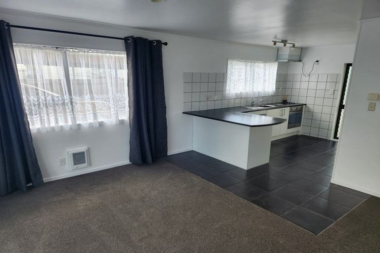 Photo of property in 5/6 Maru Road, Takanini, 2112