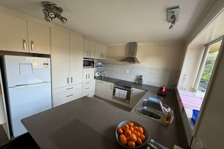 Photo of property in 1/3 Cottesmore Close, Burnside, Christchurch, 8053