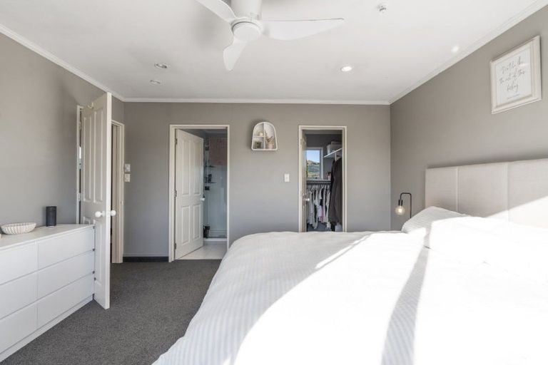 Photo of property in 56 Silverstream Drive, Mosgiel, 9024