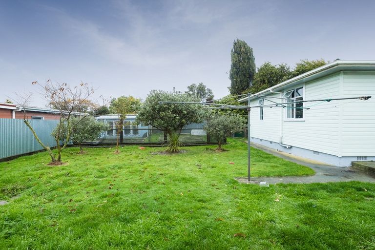 Photo of property in 14 Woburn Place, Takaro, Palmerston North, 4412