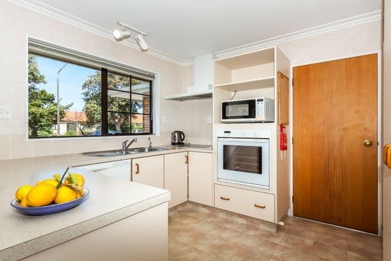 Photo of property in 209 College Street, West End, Palmerston North, 4412