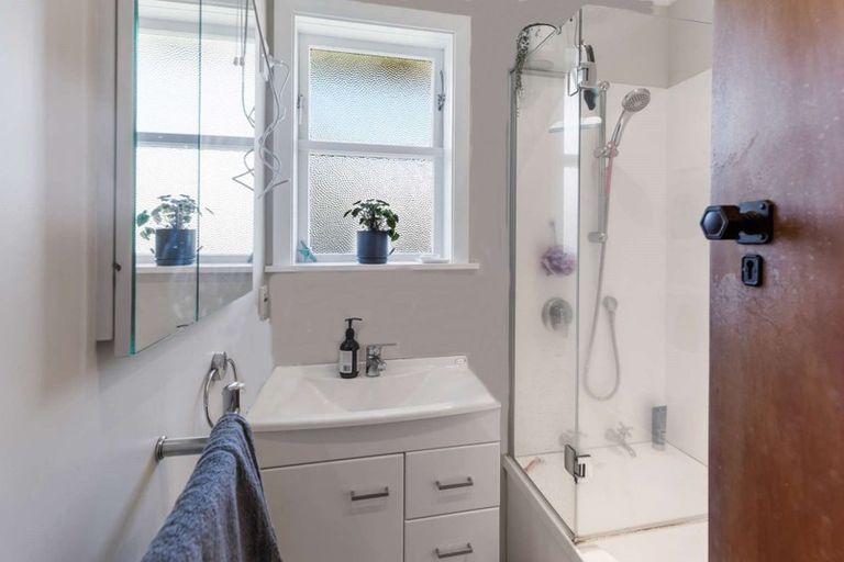 Photo of property in 36 Cardiff Street, Awapuni, Palmerston North, 4412