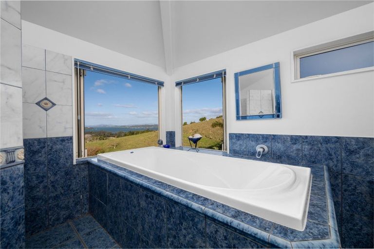 Photo of property in 98 Magnolia Tree Way, Kerikeri, 0294