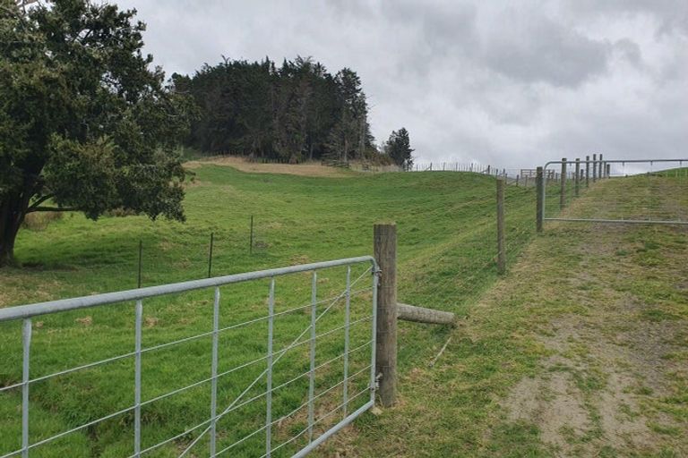 Photo of property in 4 Kendall Road, Maungakaramea, Whangarei, 0178