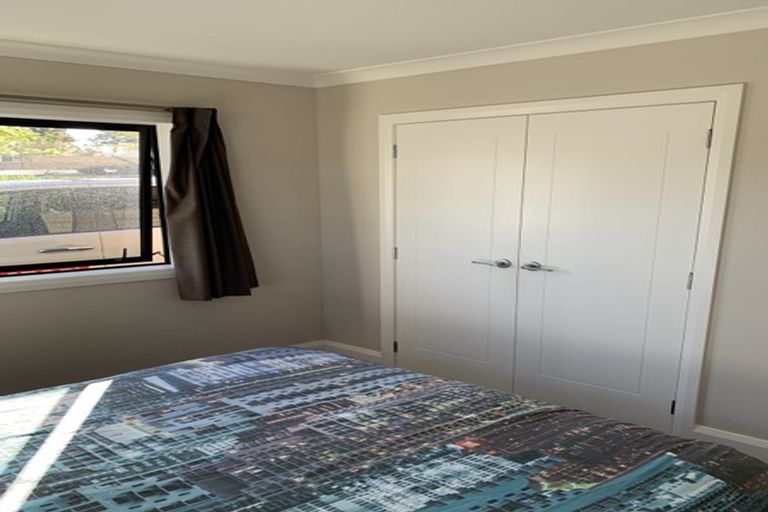 Photo of property in 16 Regent Street, Silverdale, Hamilton, 3216