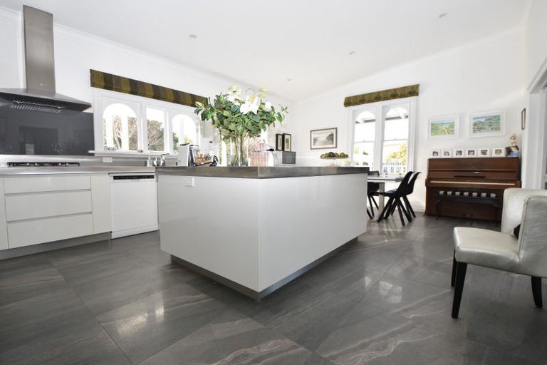 Photo of property in 12 Rhodes Street, Carterton, 5713