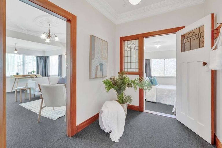 Photo of property in 38 Miro Street, Takaro, Palmerston North, 4410