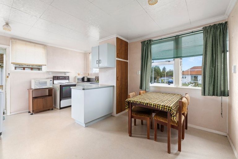 Photo of property in 34 Kummer Crescent, Masterton, 5810