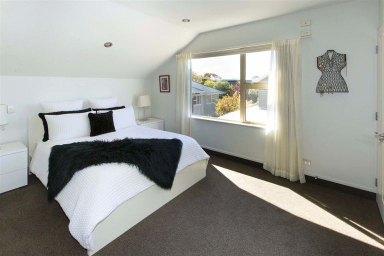 Photo of property in 1 Fieldstone Lane, Spreydon, Christchurch, 8024