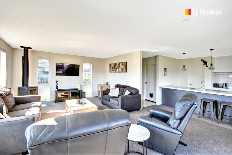 Photo of property in 2 Silverview Place, Mosgiel, 9024