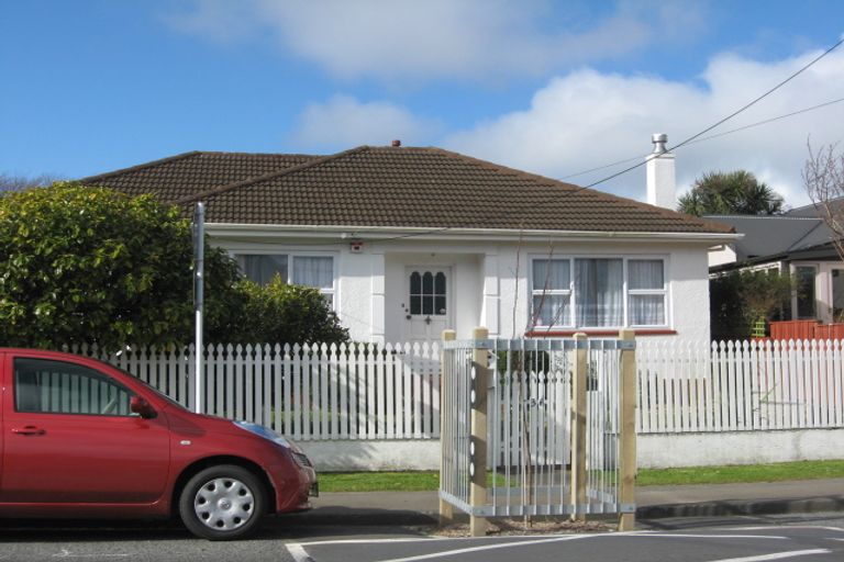 Photo of property in 36 Parkvale Road, Karori, Wellington, 6012