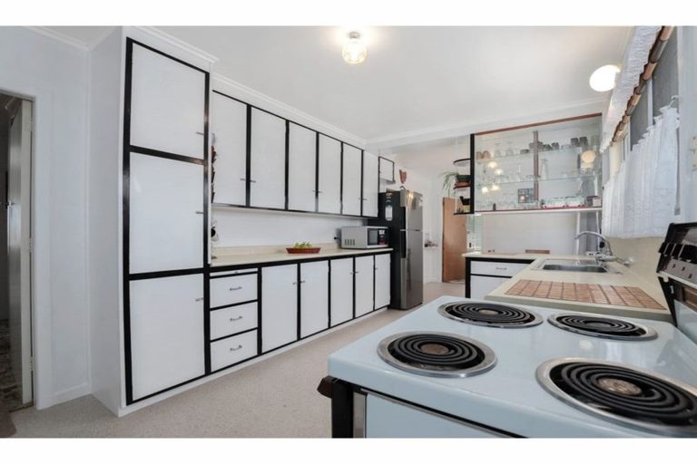 Photo of property in 11 Brick Street, Te Aroha, 3320