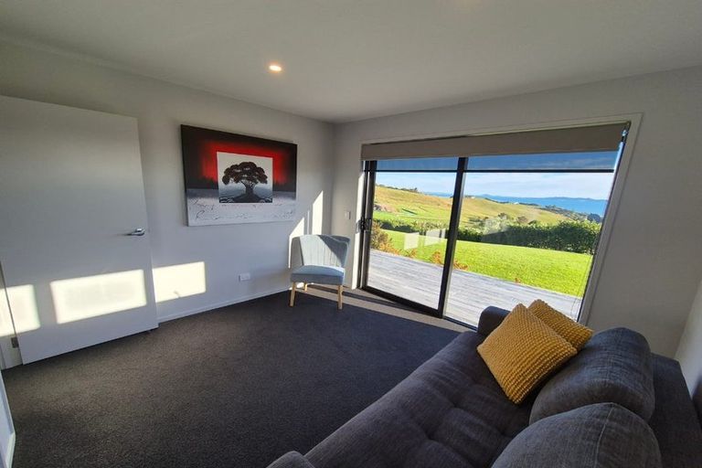 Photo of property in 330 Cable Bay Block Road, Cable Bay, 0420