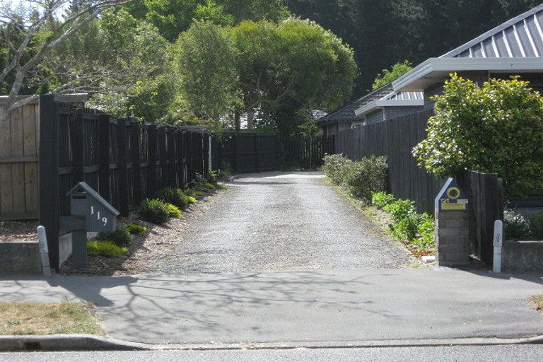 Photo of property in 119 Royal Park Drive, Parklands, Christchurch, 8083