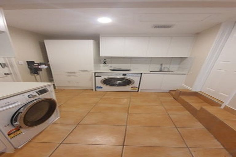 Photo of property in 191 Fisher Parade, Farm Cove, Auckland, 2012