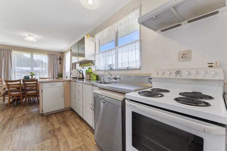 Photo of property in 28 Barling Street, Himatangi Beach, Foxton, 4891