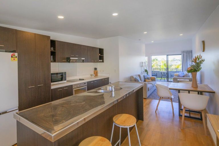 Photo of property in 27/1 Centennial Drive, Whitianga, 3510