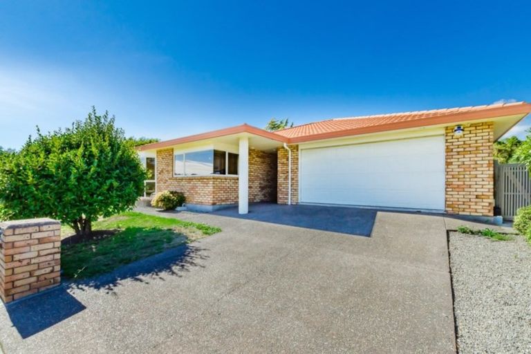 Photo of property in 34 Regent Drive, Paraparaumu Beach, Paraparaumu, 5032