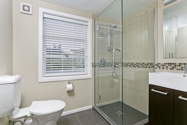 Photo of property in 1/44 Northboro Road, Hauraki, Auckland, 0622