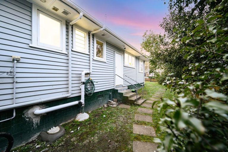 Photo of property in 3 Fleming Street, Manurewa East, Auckland, 2102