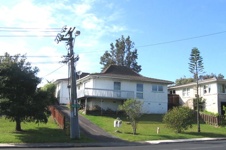 Photo of property in 1/89 Diana Drive, Glenfield, Auckland, 0627