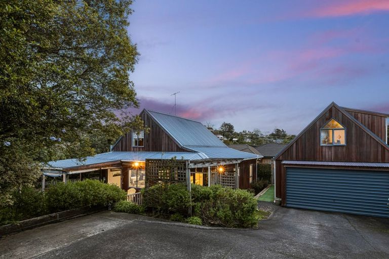 Photo of property in 28 Donald Street, Stanmore Bay, Whangaparaoa, 0932