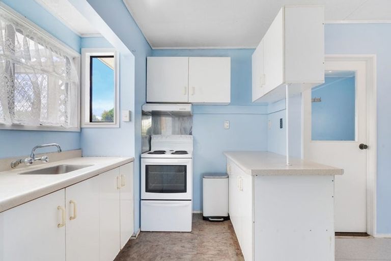 Photo of property in 90 Te Irirangi Drive, Clover Park, Auckland, 2019