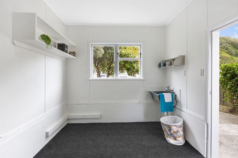 Photo of property in 63 Rangituhi Crescent, Takapuwahia, Porirua, 5022