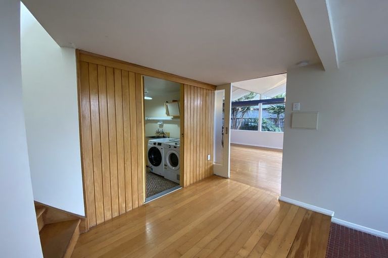 Photo of property in 214 Evans Bay Parade, Hataitai, Wellington, 6021