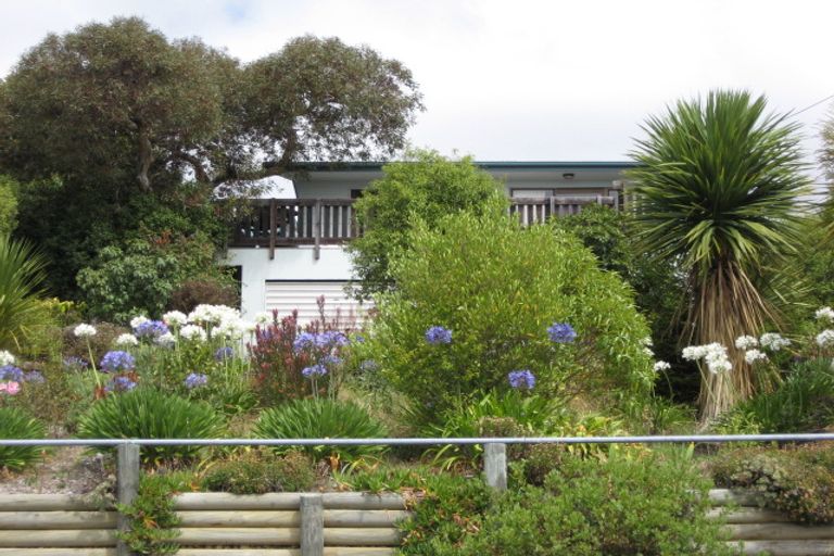 Photo of property in 82 Marine Drive, Diamond Harbour, Lyttelton, 8971