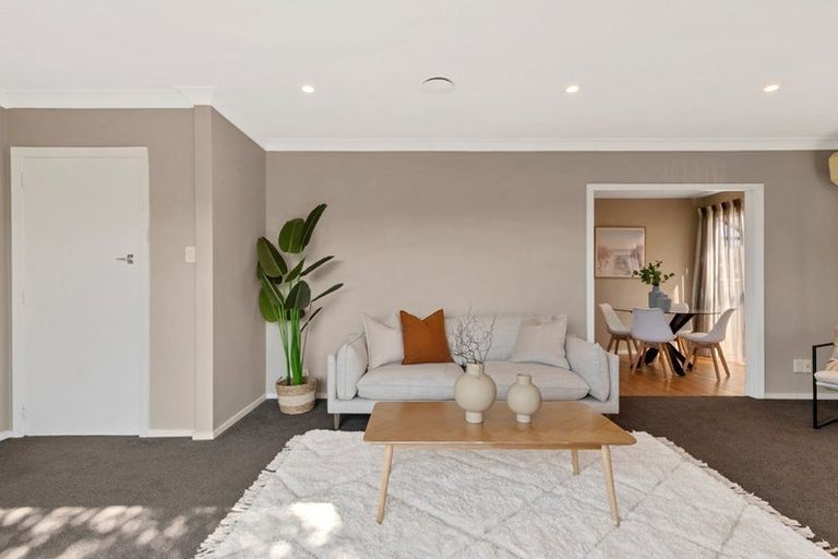 Photo of property in 12 Esk Place, Aranui, Christchurch, 8061