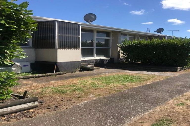 Photo of property in 2/43 Hamlin Road, Mount Wellington, Auckland, 1060