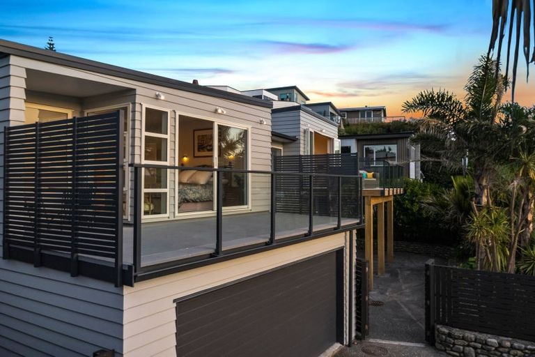 Photo of property in 13 Karekare Road, Raumati South, Paraparaumu, 5032