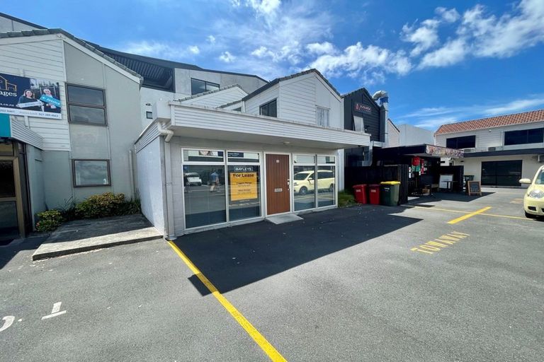 Photo of property in 12 Cammish Lane, Orewa, 0931