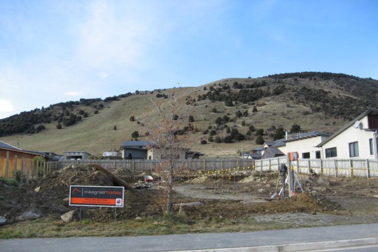 Photo of property in 4 Tyndall Street, Wanaka, 9305