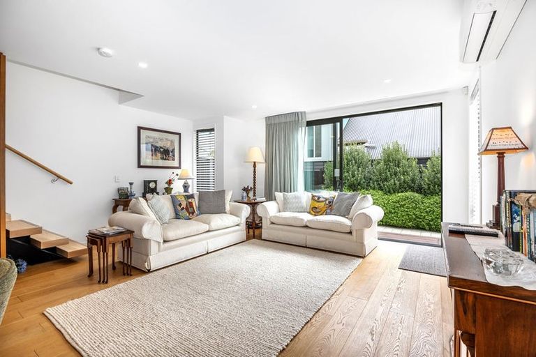 Photo of property in 4/20 Darvel Street, Riccarton, Christchurch, 8011