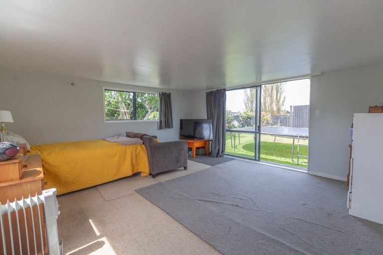 Photo of property in 50 Pipiroa Road, Ngatea, 3503