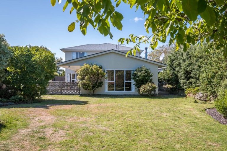 Photo of property in 115 Alexander Road, Raumati Beach, Paraparaumu, 5032