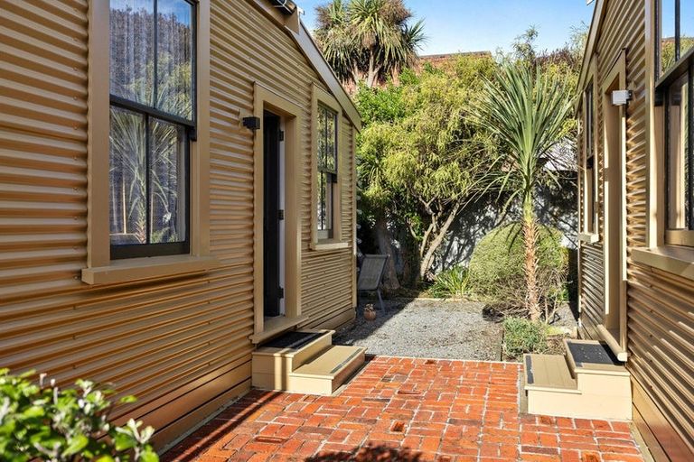Photo of property in 5 Tonks Grove, Te Aro, Wellington, 6011